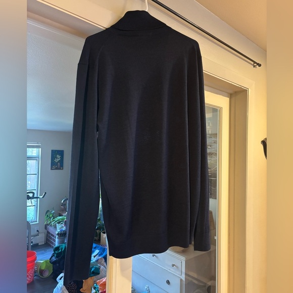 Navy blue Jack Victor Men’s lightweight turtleneck sweater - Picture 2 of 5